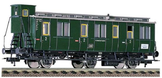 Passenger car 2nd class with luggage compartment type B 3 tr (C 3 tr pr 02)<br /><a href='images/pictures/Fleischmann/5066.jpg' target='_blank'>Full size image</a>